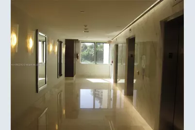 540 Brickell Key Dr #1602, Miami, FL 33131 - Photo 6