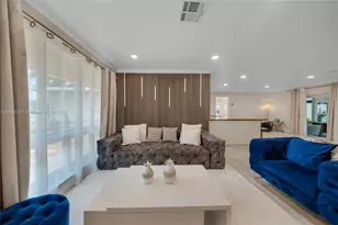 2115 NE 54th Ct, Fort Lauderdale, FL 33308 - Photo 8