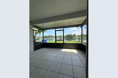 10431 NW 3rd St, Pembroke Pines, FL 33026 - Photo 14