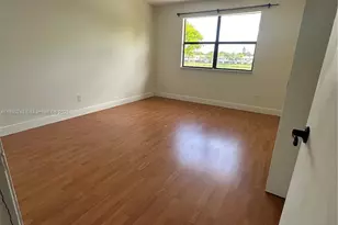 10431 NW 3rd St, Pembroke Pines, FL 33026 - Photo 8