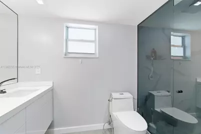 1428 Euclid Ave #207, Miami Beach, FL 33139 - Photo 18