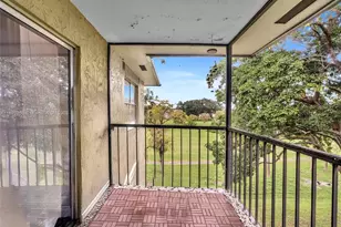 6061 N Falls Cir Dr, Lauderhill, FL 33319 - Photo 20
