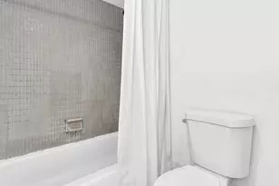 6061 N Falls Cir Dr, Lauderhill, FL 33319 - Photo 30