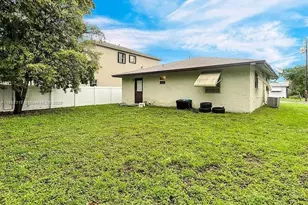121 NW 7th Ave, Dania Beach, FL 33004 - Photo 8