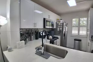 2786 NW 104th Ave, Sunrise, FL 33322 - Photo 4