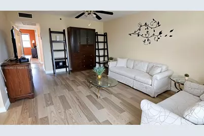 1044 Harwood D #D, Deerfield Beach, FL 33442 - Photo 1