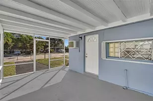 137 NW 29th Ave, Fort Lauderdale, FL 33311 - Photo 16