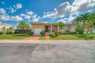 511 NW 39th Ave, Miami, FL 33126 - Photo 2