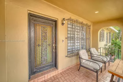 511 NW 39th Ave, Miami, FL 33126 - Photo 4