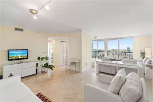 6365 Collins Ave, Miami Beach, FL 33141 - Photo 4