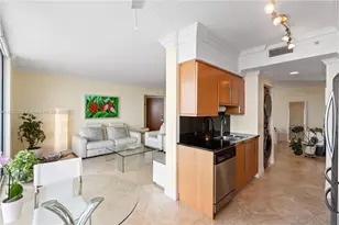 6365 Collins Ave, Miami Beach, FL 33141 - Photo 10