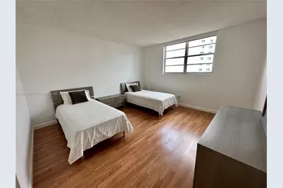 19390 Collins Ave #820, Sunny Isles Beach, FL 33160 - Photo 10