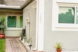 1421 NW 122nd Terrace, Pembroke Pines, FL 33026 - Photo 2