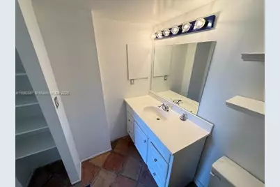 3401 N Country Club Dr #107, Aventura, FL 33180 - Photo 10