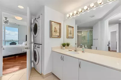 1750 N Bayshore Dr #3001, Miami, FL 33132 - Photo 20