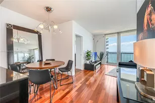 1750 N Bayshore Dr, Miami, FL 33132 - Photo 10