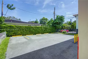 3609 S Le Jeune Rd, Coral Gables, FL 33134 - Photo 20