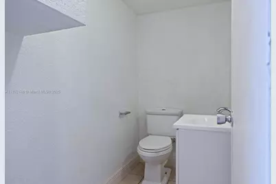 145 NE 12th Ave #145, Homestead, FL 33030 - Photo 8