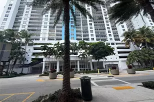 1800 Sunset Harbour Dr, Miami Beach, FL 33139 - Photo 2