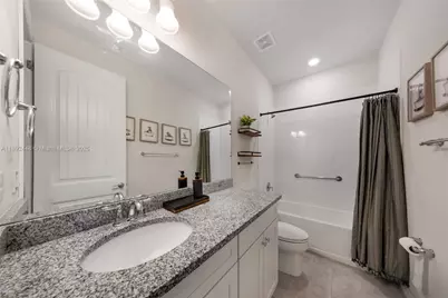 5110 Eucalyptus Dr #3, Hollywood, FL 33021 - Photo 18