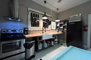 6810 Maynada St, Coral Gables, FL 33146 - Photo 12