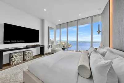 888 Biscayne Blvd #PH 5704, Miami, FL 33132 - Photo 48