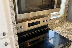 10181 Twin Lakes Dr, Coral Springs, FL 33071 - Photo 14