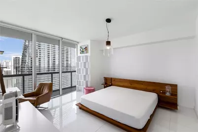 475 Brickell Ave #4015, Miami, FL 33131 - Photo 12