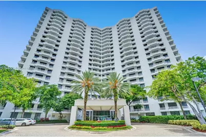 3300 NE 192nd St #1904, Aventura, FL 33180 - Photo 2