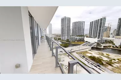 68 SE 6 St #1111, Miami, FL 33131 - Photo 36