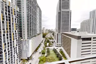 68 SE 6th St, Miami, FL 33131 - Photo 30