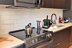 398 NE 5th St, Miami, FL 33132 - Photo 4