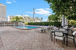 6450 Collins Ave, Miami Beach, FL 33141 - Photo 34