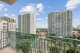 20000 E Country Club Dr, Aventura, FL 33180 - Photo 48