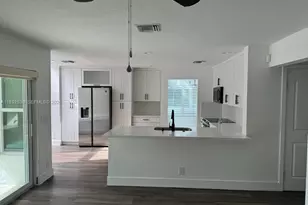 10744 Santa Laguna Dr, Boca Raton, FL 33428 - Photo 4