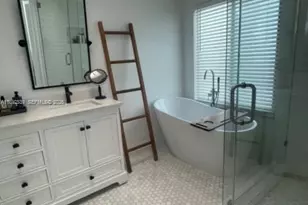 10744 Santa Laguna Dr, Boca Raton, FL 33428 - Photo 8