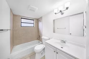 1283 W 42nd St, Hialeah, FL 33012 - Photo 32