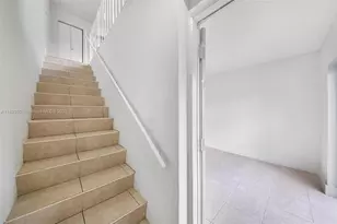 1283 W 42nd St, Hialeah, FL 33012 - Photo 38