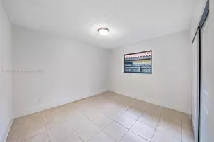 1283 W 42nd St, Hialeah, FL 33012 - Photo 28