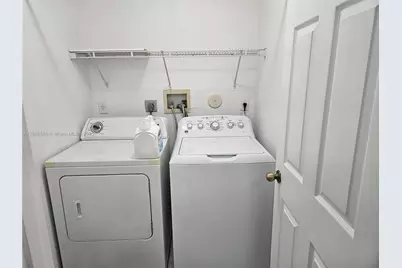 32 Gables Blvd, Weston, FL 33326 - Photo 18