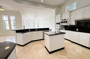 996 Sanibel Dr, Hollywood, FL 33019 - Photo 52