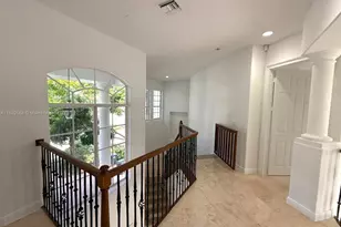 996 Sanibel Dr, Hollywood, FL 33019 - Photo 18