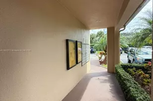 13455 SW 16th Ct, Pembroke Pines, FL 33027 - Photo 4