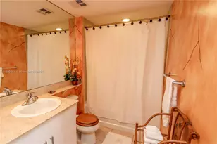 335 S Biscayne Blvd, Miami, FL 33131 - Photo 16