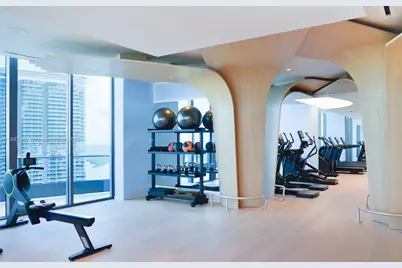 1000 Brickell Plaza #1807, Miami, FL 33131 - Photo 10