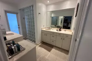 8050 SW 170th St, Palmetto Bay, FL 33157 - Photo 36