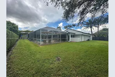 8050 SW 170th St, Palmetto Bay, FL 33157 - Photo 10