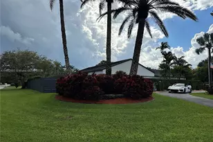 8050 SW 170th St, Palmetto Bay, FL 33157 - Photo 4