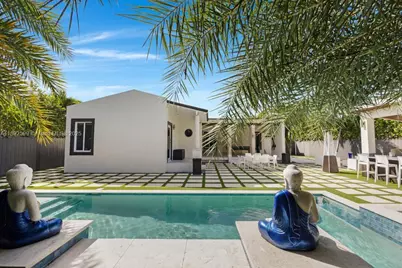 155 W 60th St, Hialeah, FL 33012 - Photo 28