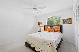 9650 Harbour Lake Cir, Boynton Beach, FL 33437 - Photo 10